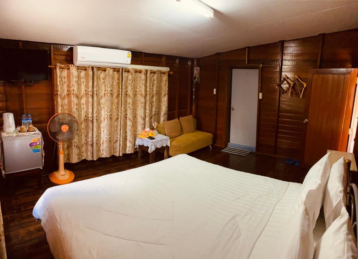 Banthai Guesthouse Phetchaburi Dış mekan fotoğraf