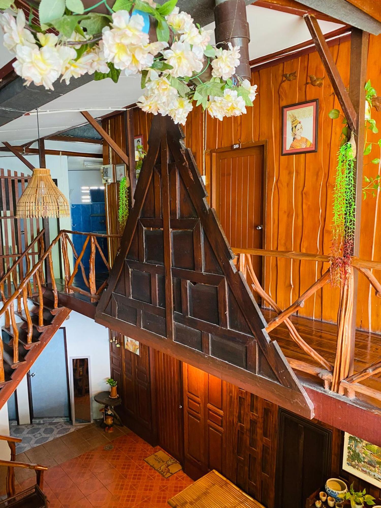 Banthai Guesthouse Phetchaburi Dış mekan fotoğraf