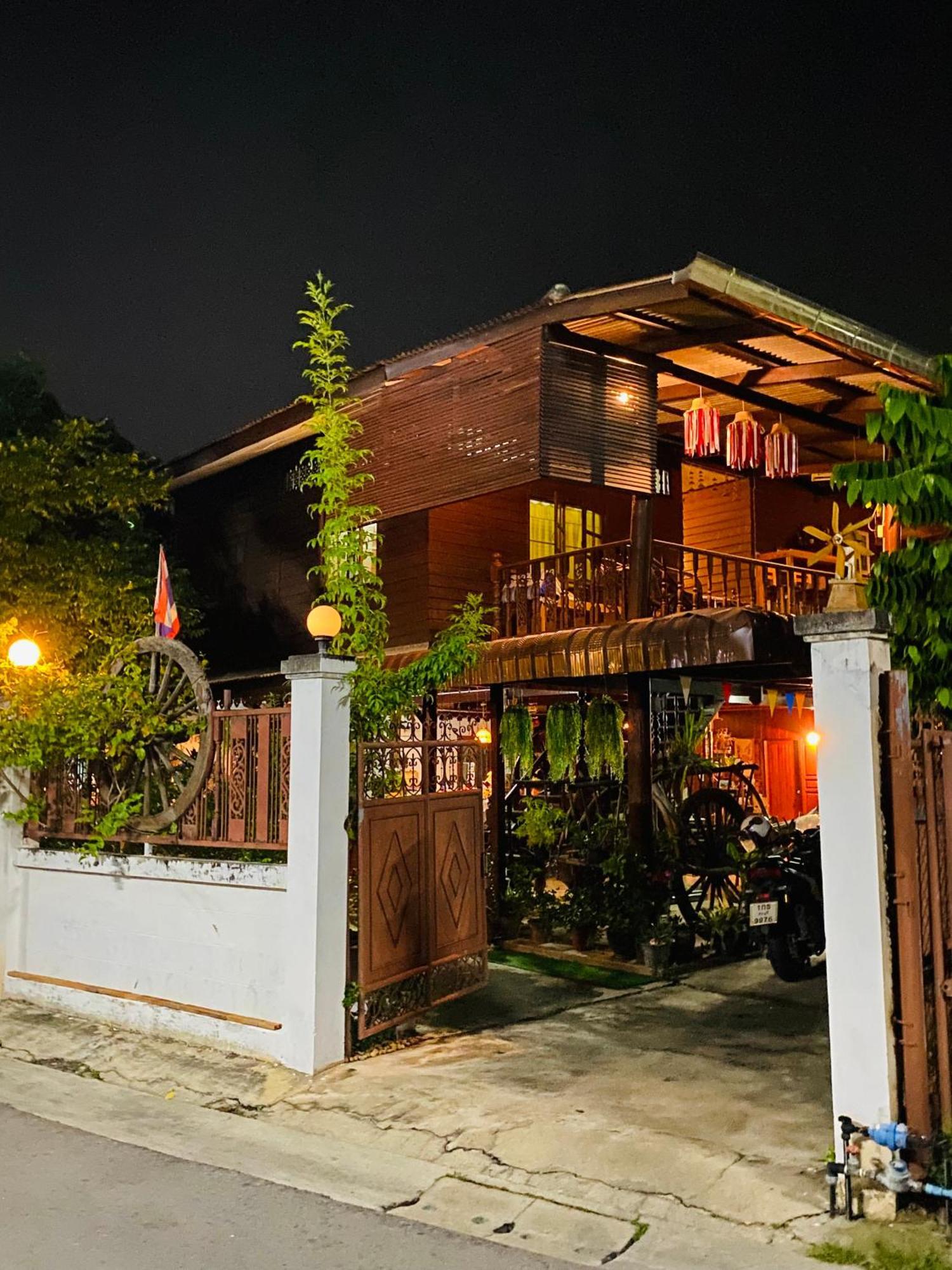 Banthai Guesthouse Phetchaburi Dış mekan fotoğraf