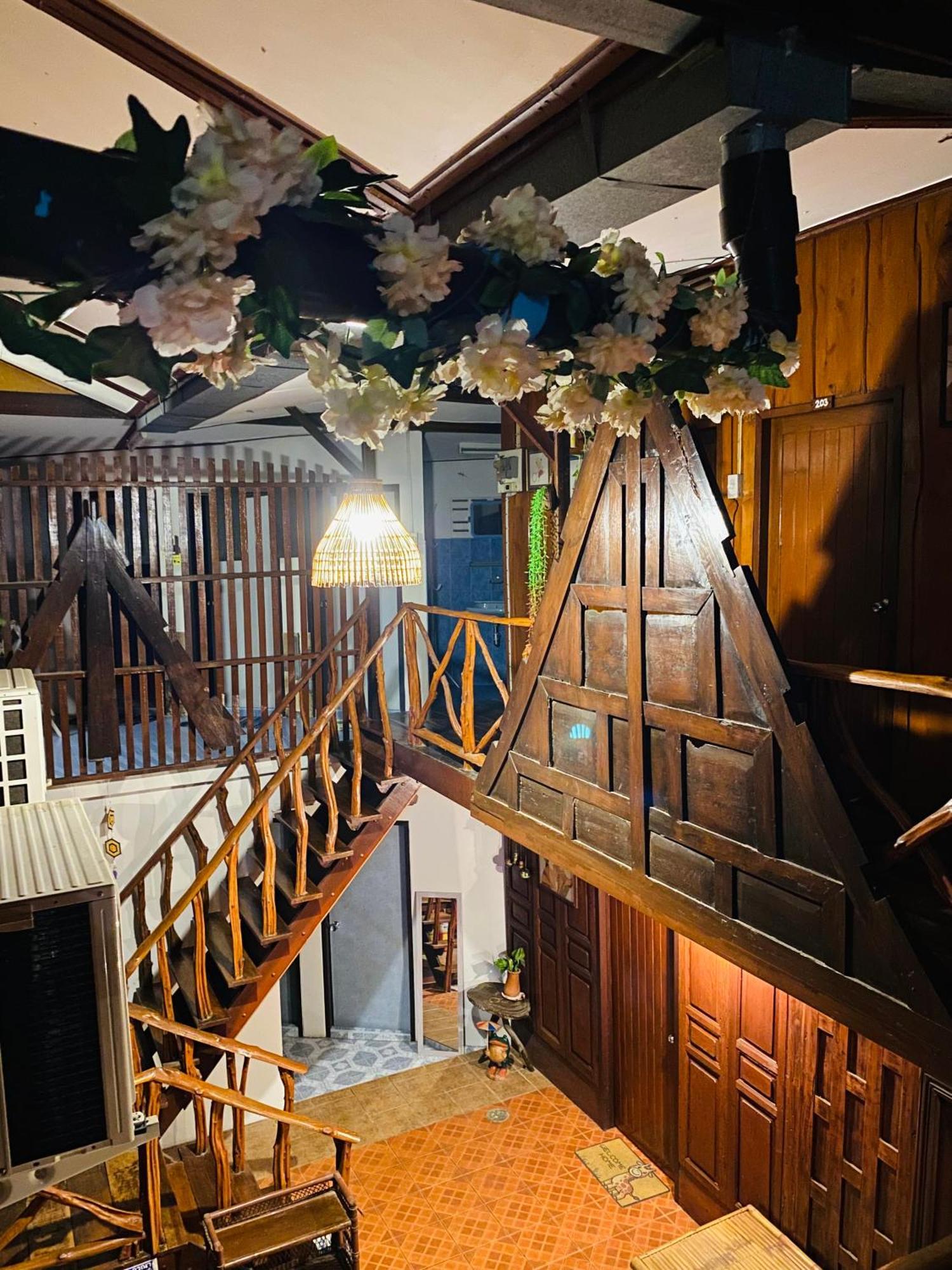 Banthai Guesthouse Phetchaburi Dış mekan fotoğraf
